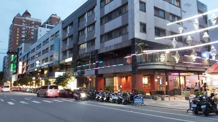 一中西雅圖 Taichung Eksteriør billede